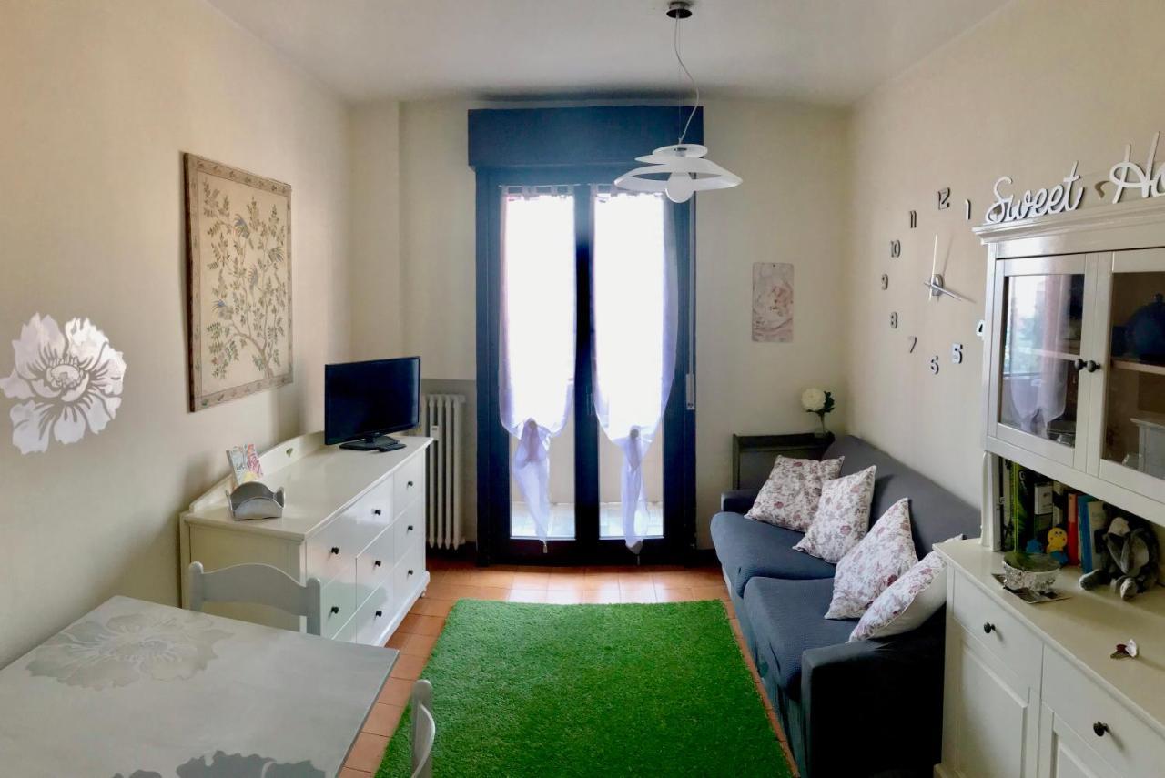 Peony Apartment, Bi-locale A Due Passi Dal Centro Di Modena