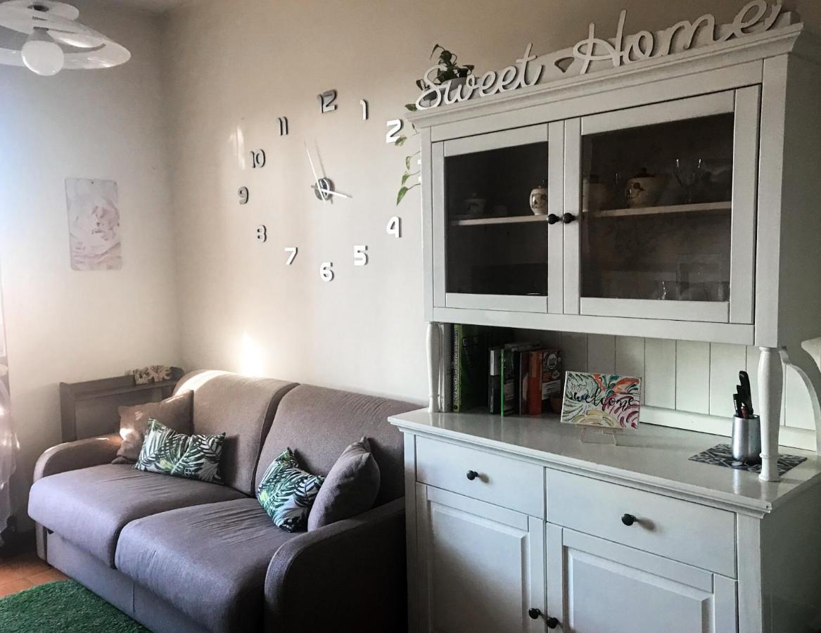 Appartamento Peony Apartment, Bi-locale A Due Passi Dal Centro Di *